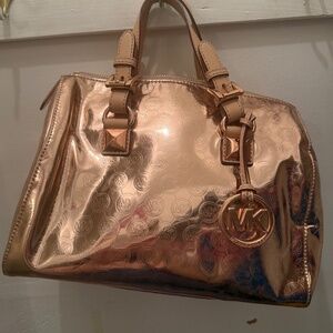 Gorgeous Metallic MK/Y2k Style Handbag